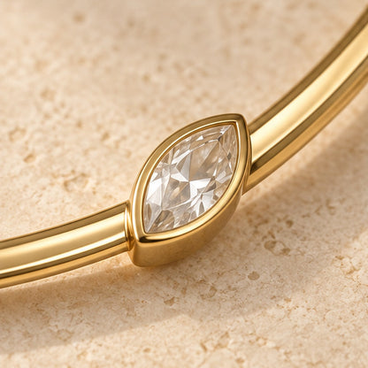 VIVALORA® Tessa Offset Collar Necklace — macro material and setting detail