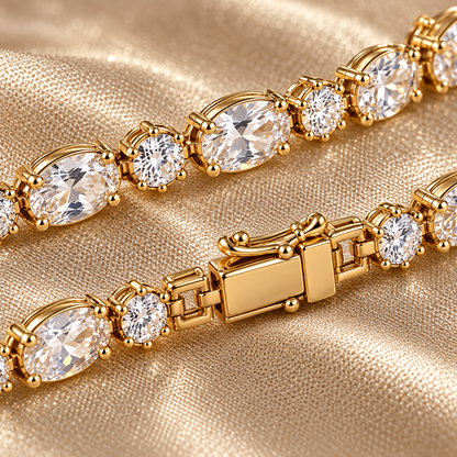 eeablish® Aurelia Tennis Bracelet clasp and link detail