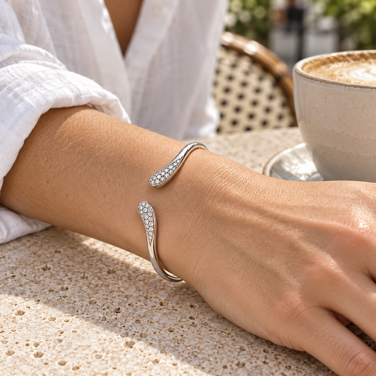 eeablish® Noëlle Pavé Bracelet worn at a daytime café